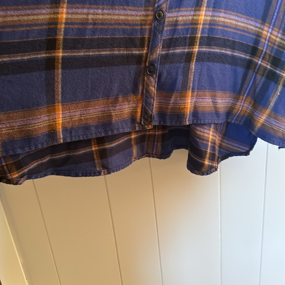 Urban Outfitters Plaid Flannel Button Down Top Size L - Picture 9 of 14